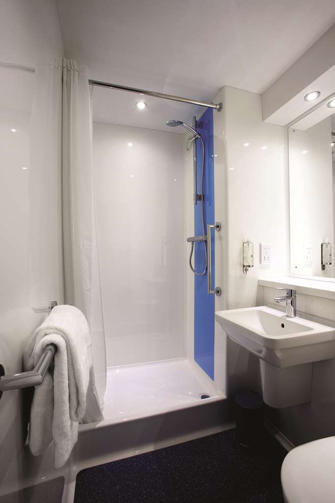 Travelodge Bedford Goldington Road Kamer foto