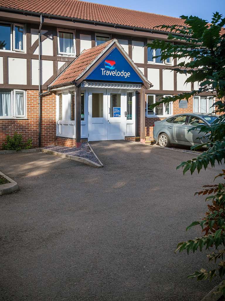 Travelodge Bedford Goldington Road Buitenkant foto