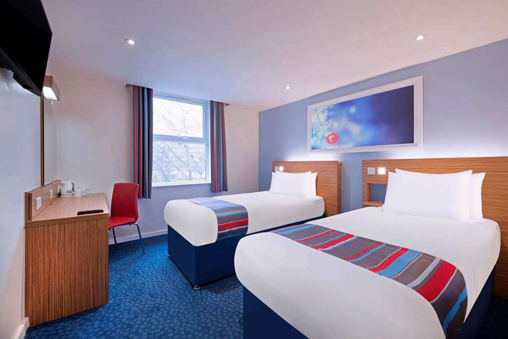Travelodge Bedford Goldington Road Kamer foto
